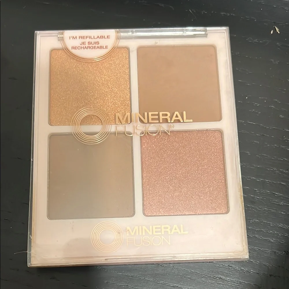 Mineral Fusion Refillable Makeup Palette - Nightlife